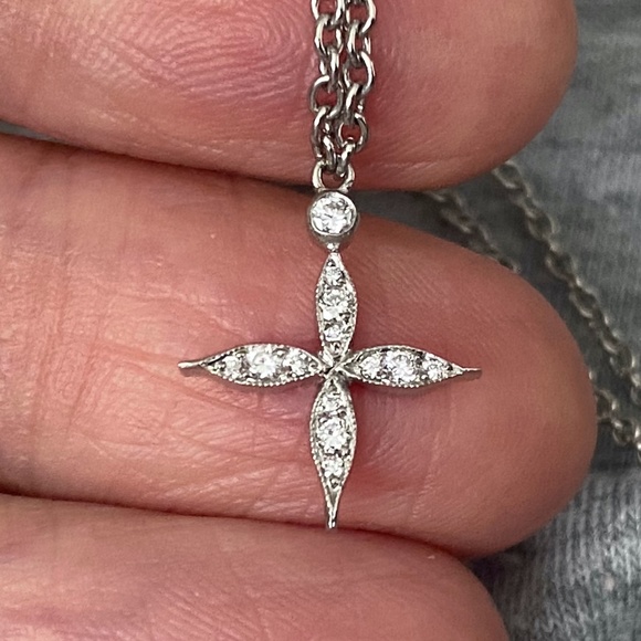 Designer CATHY WATERMAN Platinum PT900 & Diamond Star Cross Pendant Necklace - Picture 13 of 13